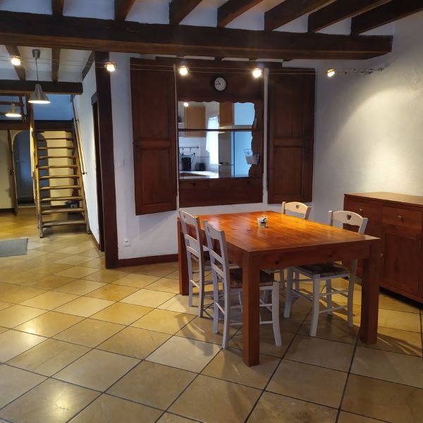 Maison meublé 4 chambres location à la semaine pour personnel EDF situé à 1 km de Centrale de Dampierre en Burly LOIRET 45
