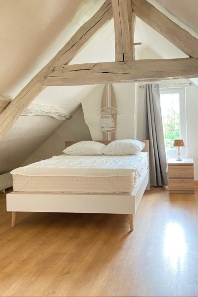 Maison meublée 4 chambres + mezzanine en location à la semaine pour personnel EDF situé à 1 km de Centrale de Dampierre en Burly LOIRET 45