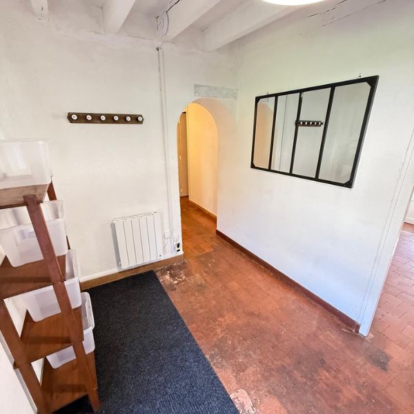 Maison meublée 4 chambres + mezzanine en location à la semaine pour personnel EDF situé à 1 km de Centrale de Dampierre en Burly LOIRET 45